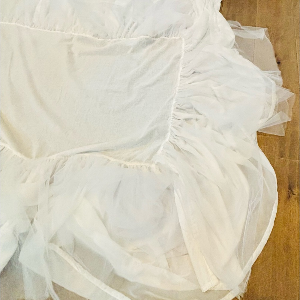 Pottery barn, bedding skirt - Picture 11 of 16